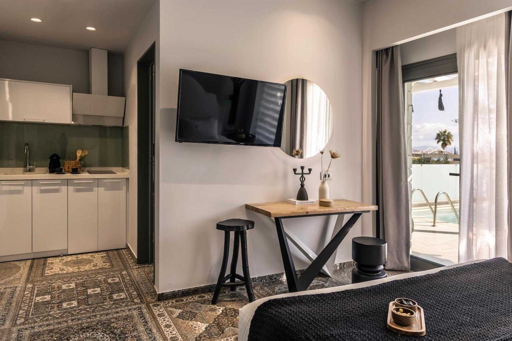 Blue Carpet Luxury Suites Pefkochori Eksteriør billede