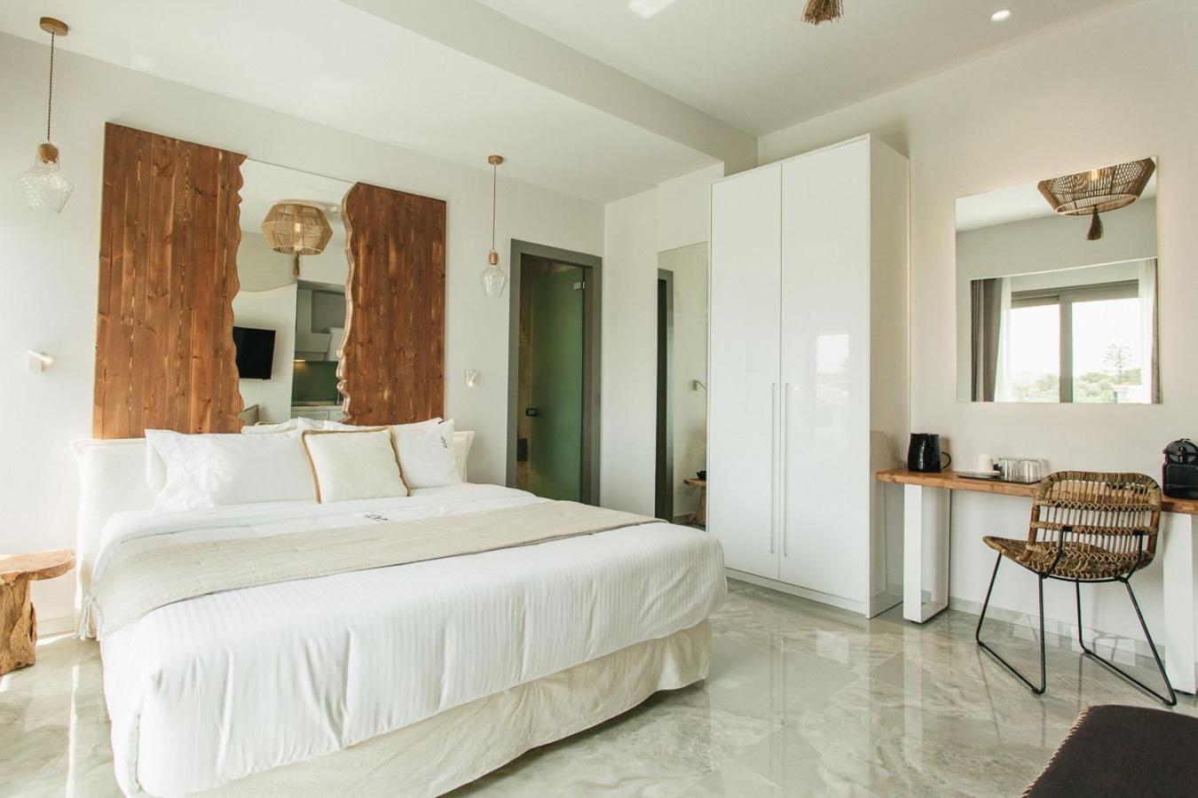Blue Carpet Luxury Suites Pefkochori Eksteriør billede